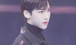 丁泽仁直播吃瓜,趣味横生瞬间引爆网友热议