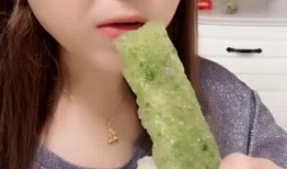 小咔吃瓜,揭秘娱乐圈那些不为人知的幕后故事