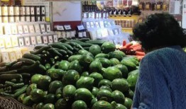 长垣国贸吃瓜事件