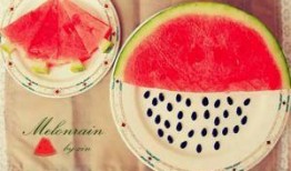 女生每天都回复个吃瓜,女生每日一瓜的甜蜜生活