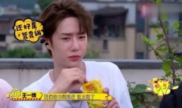 王一博吃瓜吃饼,揭秘明星日常趣味瞬间