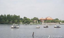 划船吃瓜景点,夏日休闲新体验