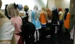 女装大佬吃瓜视频,揭秘网络红人的真实生活