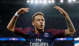 内马尔挖矿吃瓜,从足球明星到矿工，吃瓜群众见证传奇蜕变