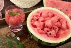 夏凉吃瓜,夏凉吃瓜，清凉一夏