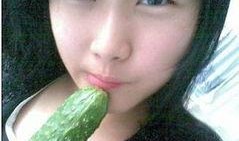 美少女吃瓜神器,轻松解锁美食新境界