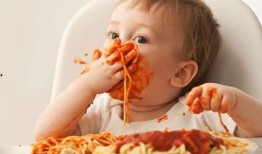 婴儿引产吃瓜,吃瓜群众如何理性看待