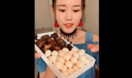 可爱小孩吃瓜视频,童真趣味满满