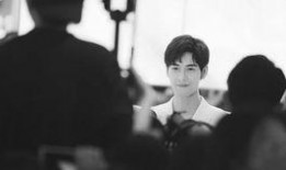 吃瓜不吐子小孩,揭秘小孩的纯真世界