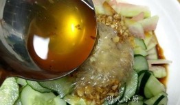 家里的瓜敞开吃,家中瓜果盛宴，敞开肚皮尽情品尝