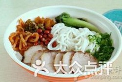 桂林米粉吃瓜,一勺入魂，揭秘网红美食背后的吃瓜故事