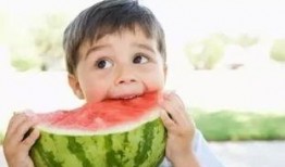 QQ鬼脸吃瓜群,揭秘网络社交圈的趣味与争议