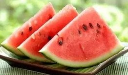 吃瓜留中间,聚焦事件核心，洞察真相本质