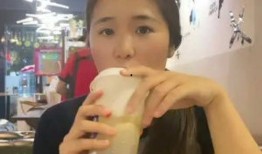 曦曦公主吃瓜,曦曦公主的瓜田奇遇记